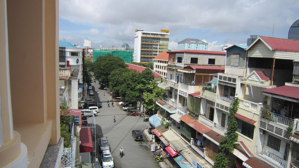 Jun Jun Guesthouse Phnom Penh Exterior foto